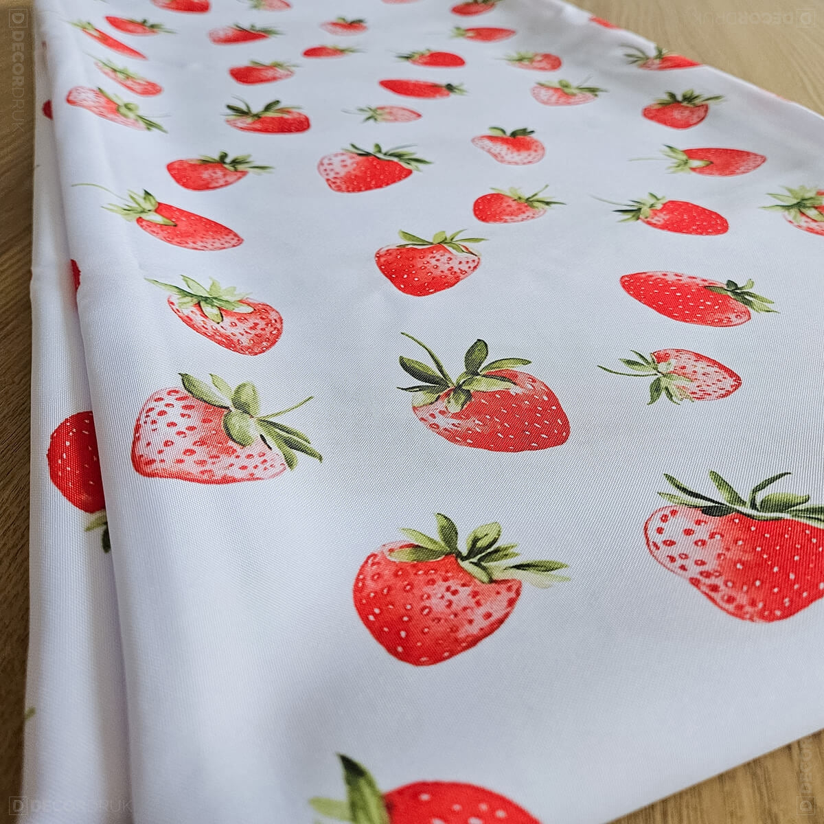 Erdbeeren Vorhänge für Vorraum