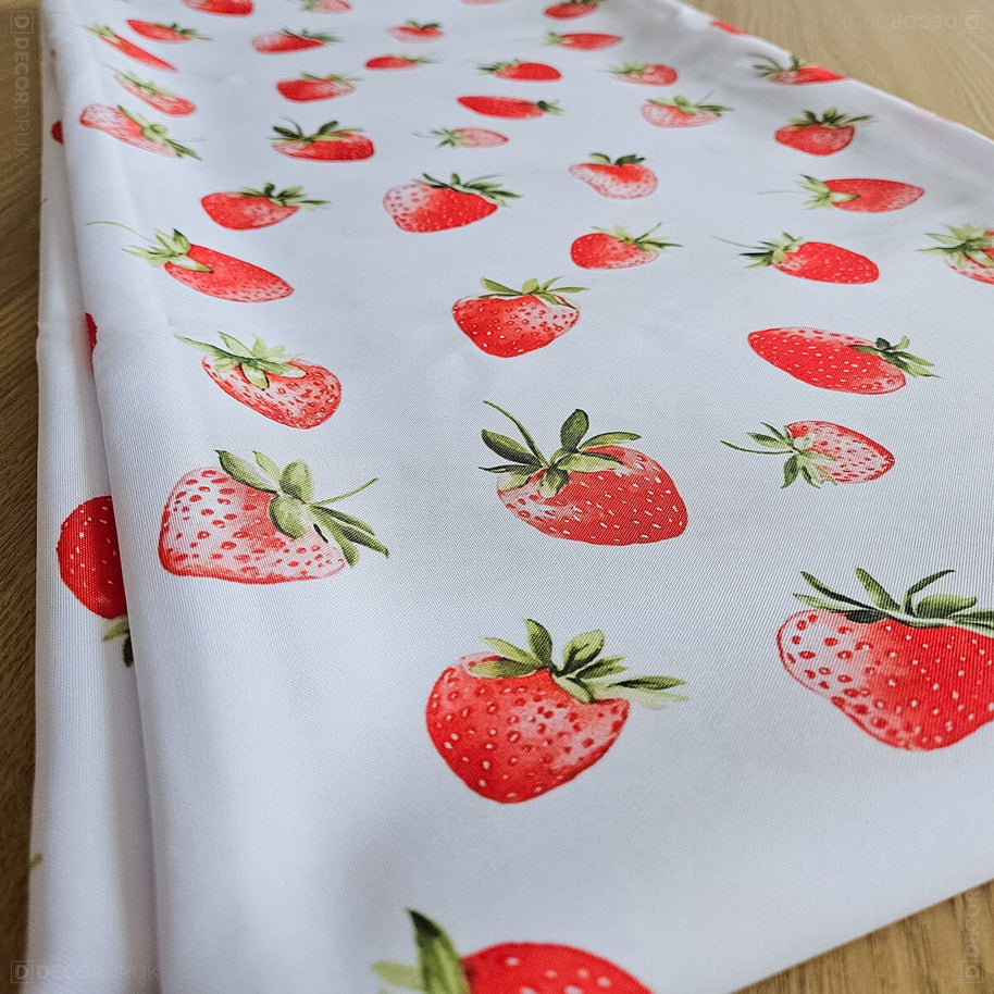 Erdbeeren Vorhänge für Vorraum