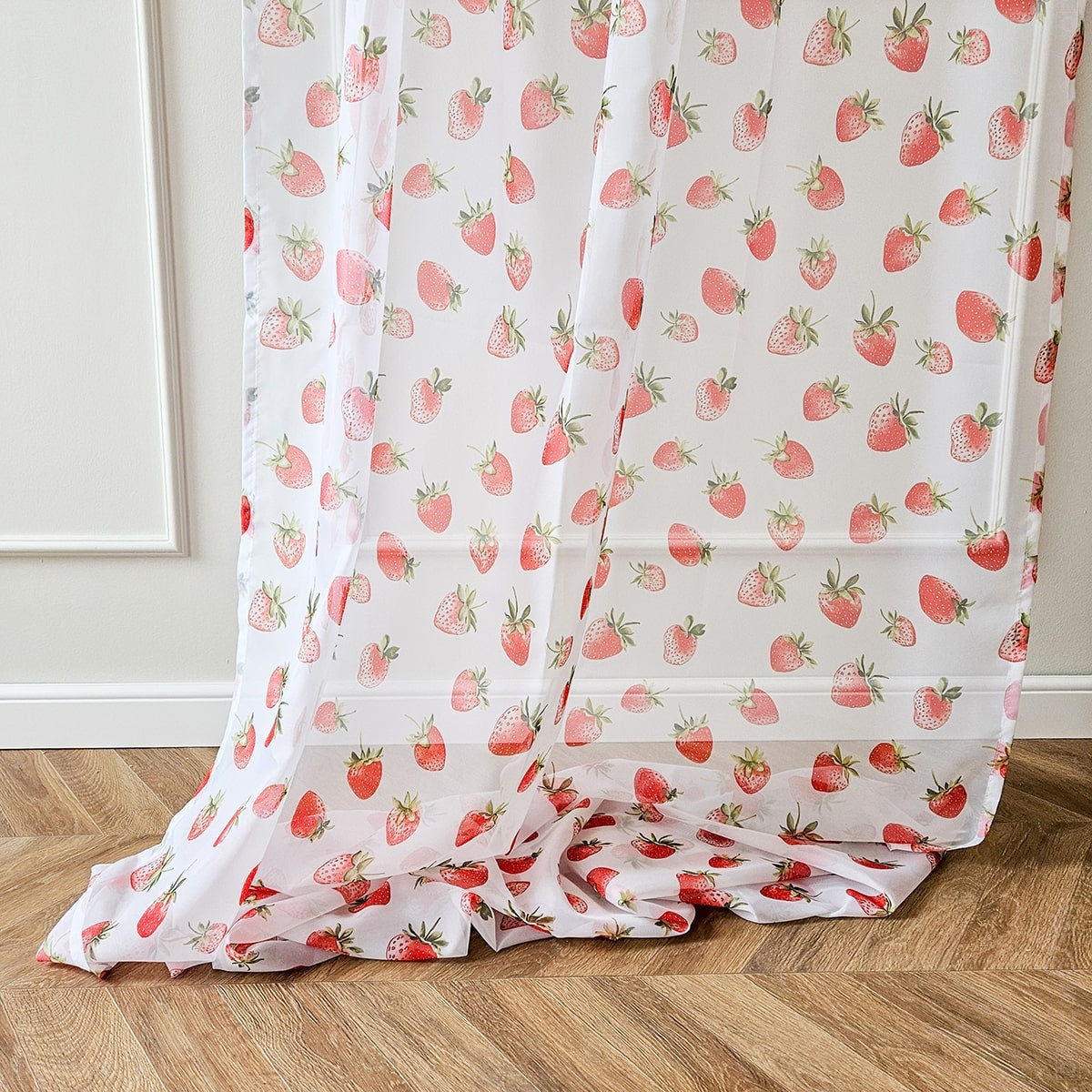 Gardinen Erdbeeren Muster