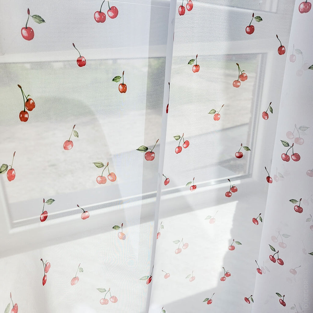 Gardine rote Kirschen