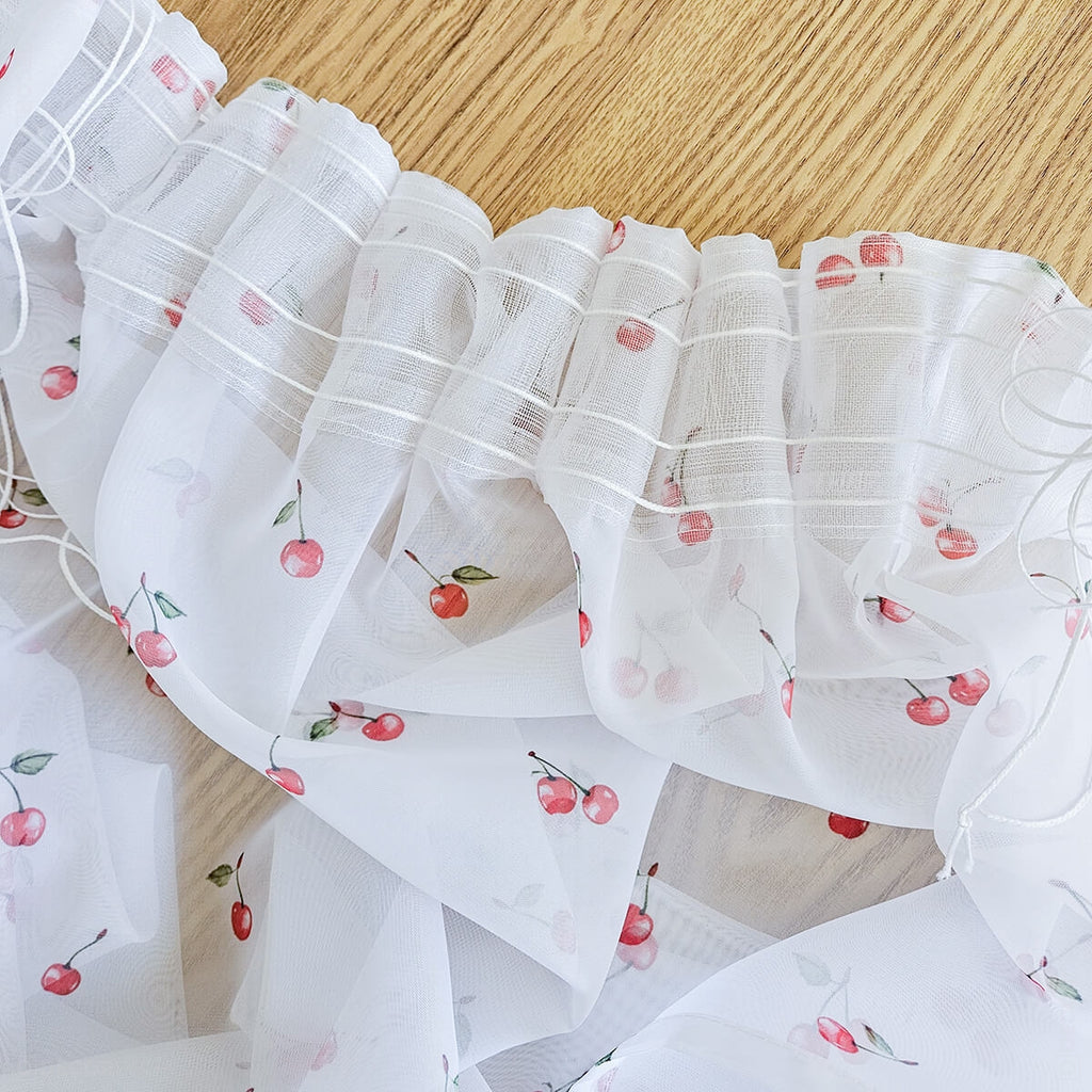 Vorraum Gardinen mit Kirschen