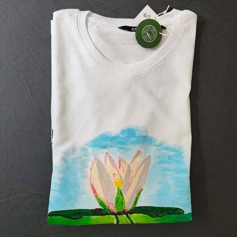Weißes handbemaltes T-Shirt mit Wasserlilie-Motiv Größe L
