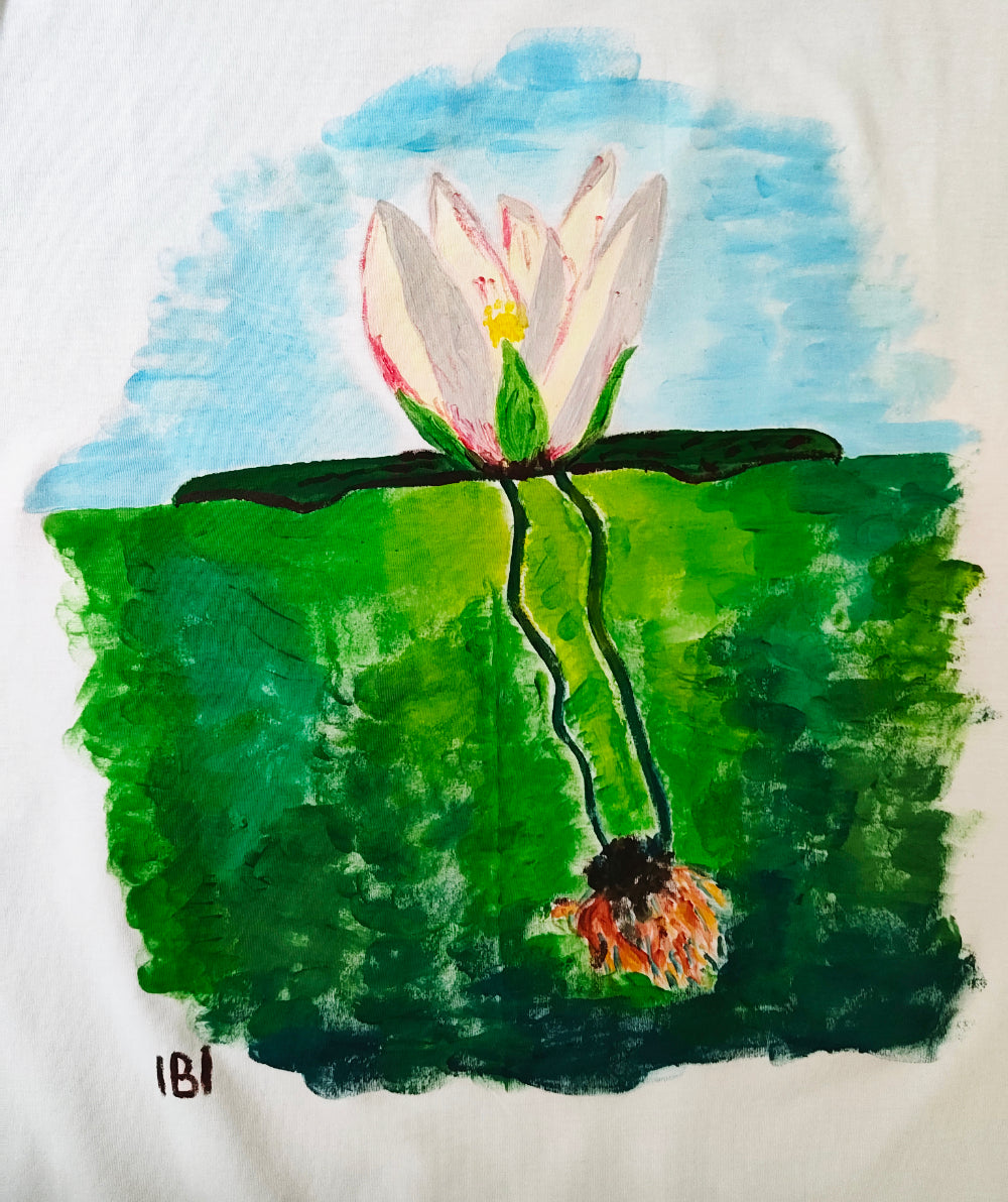 Wasserlilie handbemaltes T-Shirt