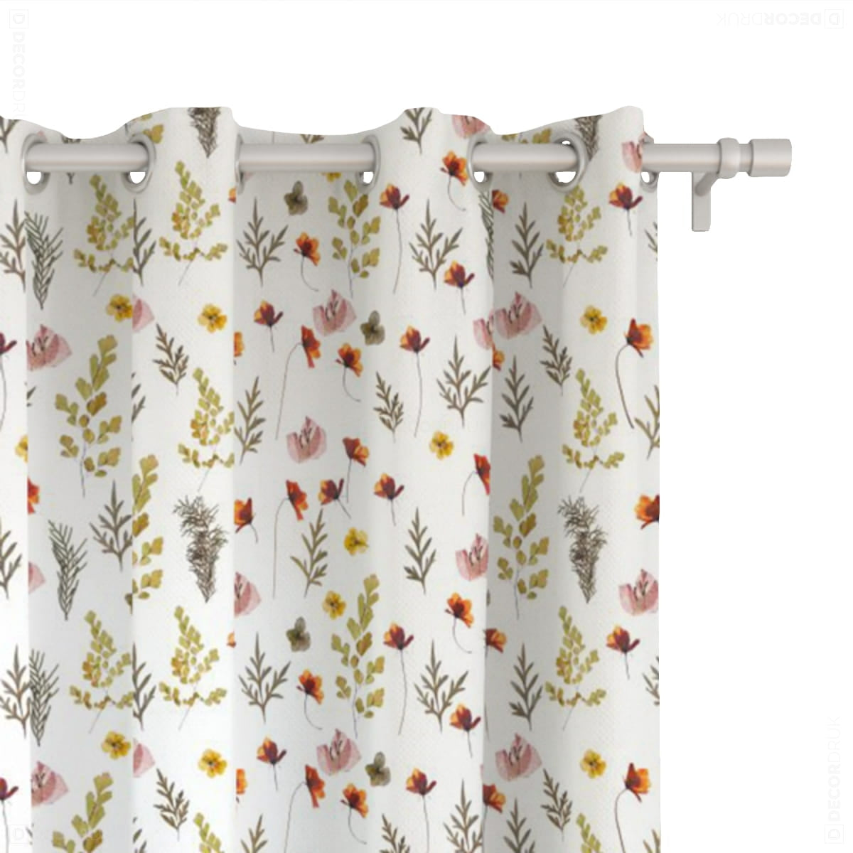 Vorhänge getrocknete Wildblumen