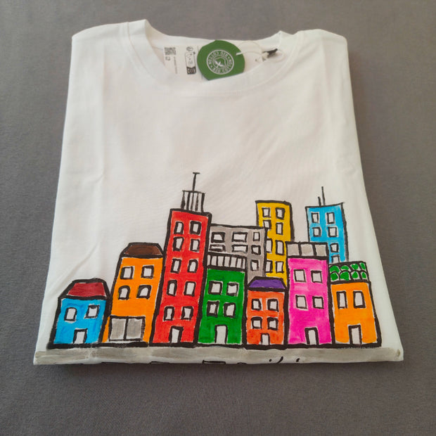 Buntes T-Shirt Wiener Häuser handbemalt in Wien