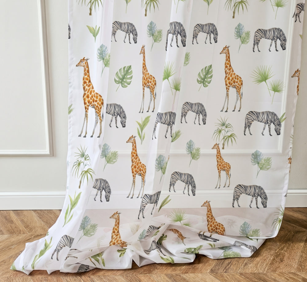 Gardinen für Kinderzimmer Zebras und Giraffen