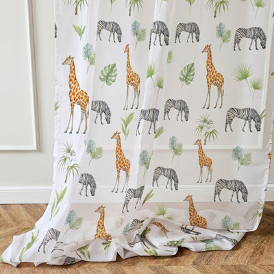 Gardinen für Kinderzimmer Zebras und Giraffen