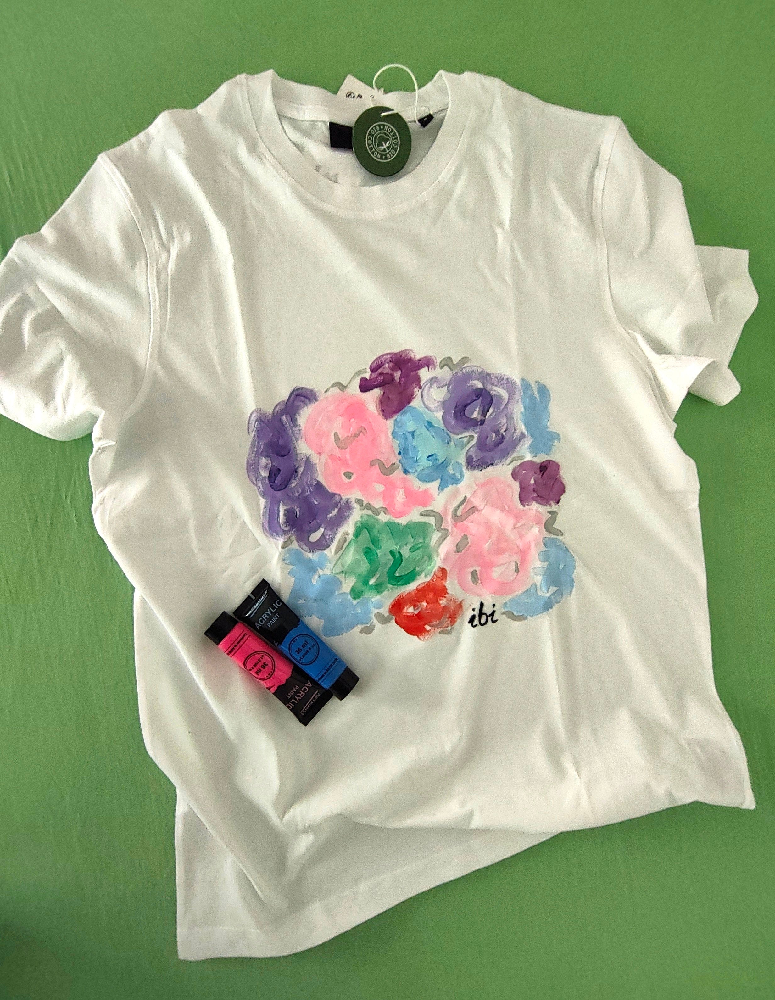 Handbemaltes T-Shirt Sommertraum Pastellfarben Größe M Monika Ibi BELISIMO Wien
