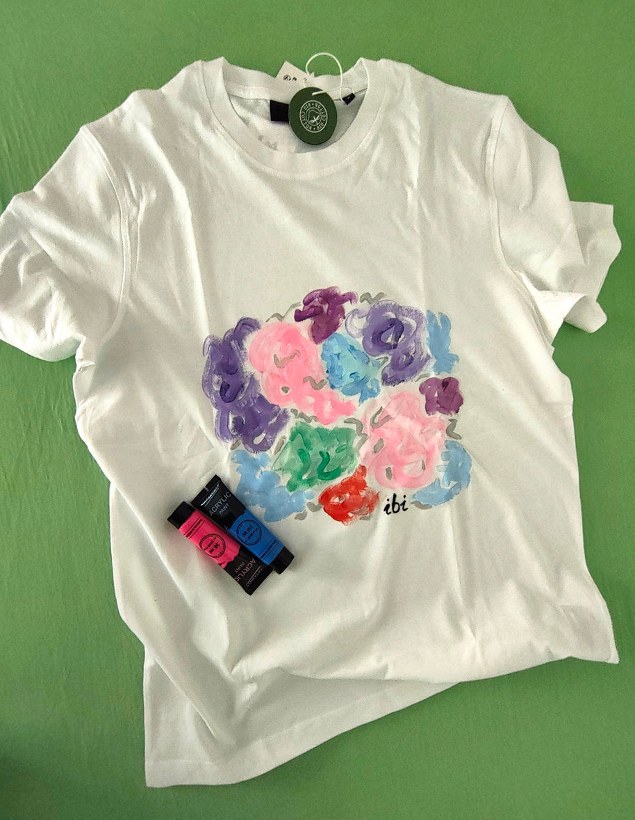 Handbemaltes T-Shirt Sommertraum Pastellfarben Größe M Monika Ibi BELISIMO Wien