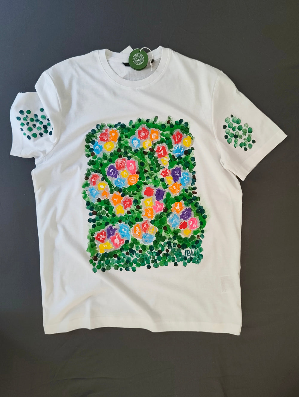 Handbemaltes T-Shirt Blumenwiese
