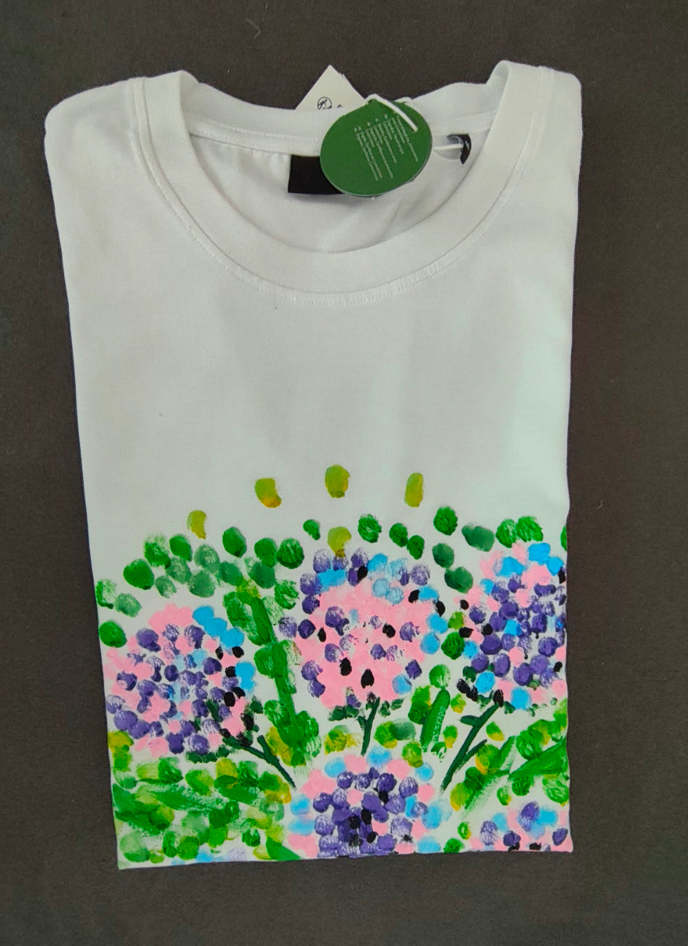 Handgemaltes T-Shirt Floral Monika Ibi Wien