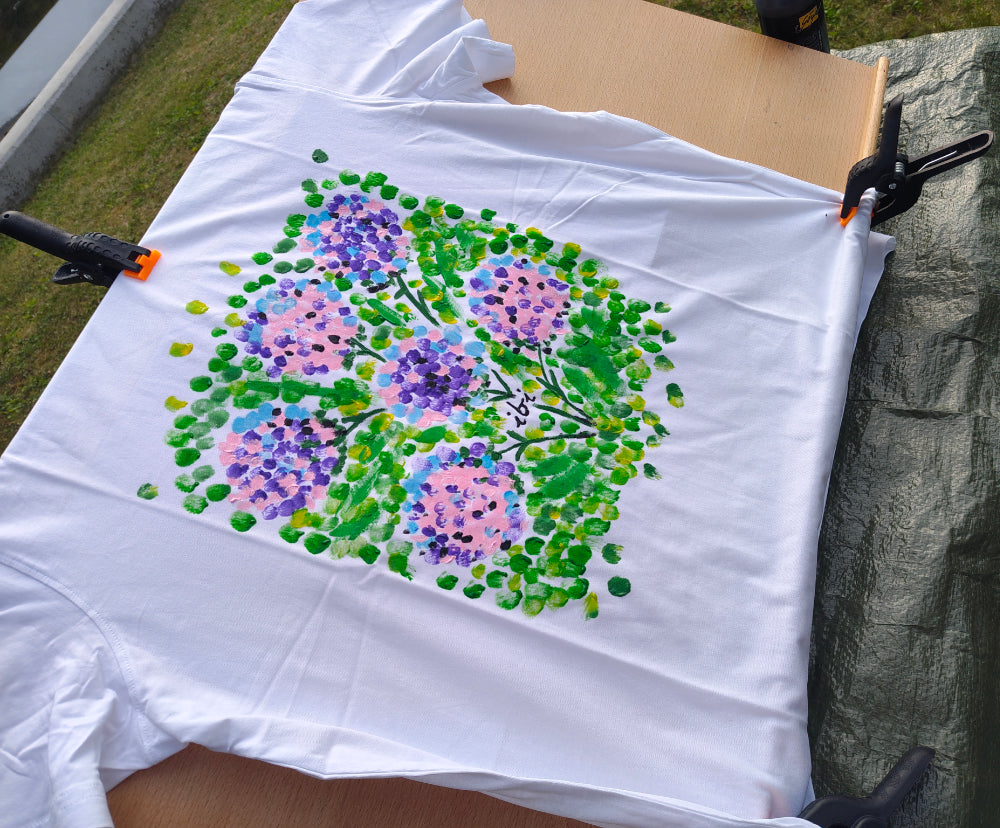 T-Shirt Baumwolle Blumen Handmalerei Monika Ibi Größe M