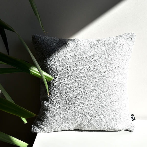 Dekokissen Boucle Hellgrau