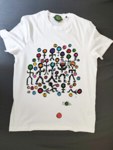 Buntes, handgemaltes T-Shirt-Design. Größe M Jugendstil