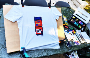 T-Shirt handbemalt Häuser