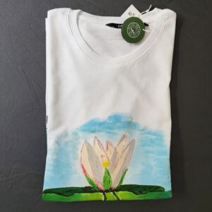 Weißes handbemaltes T-Shirt mit Wasserlilie-Motiv Größe L